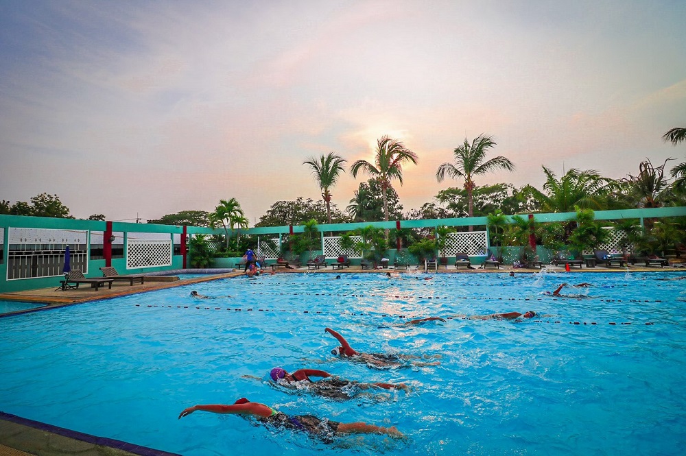 swimming pool huahin grande hotel and plaza
